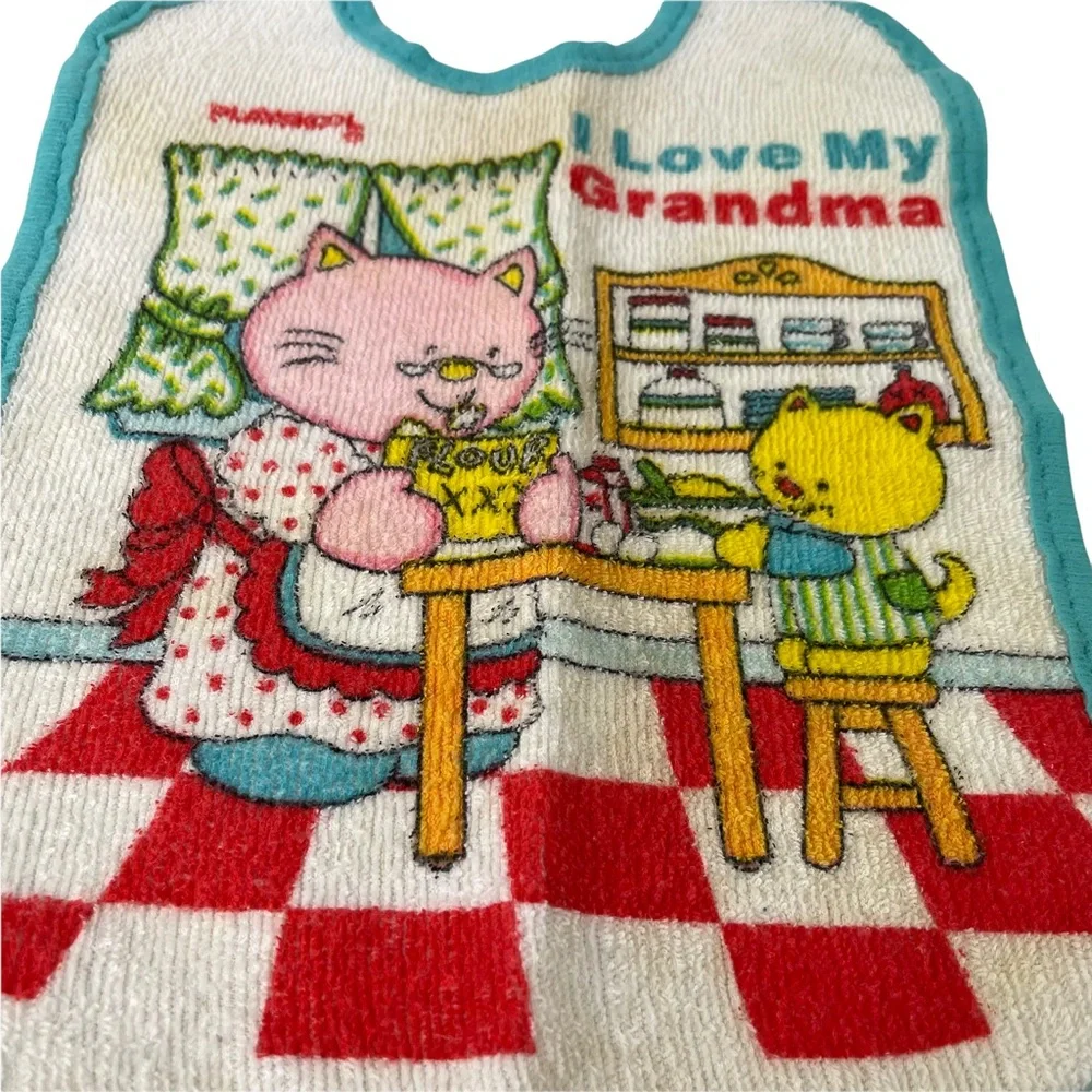 Vintage 1980s Playskool “I Love My Grandma” Baby Bib Baking Cats Kittens Cooking